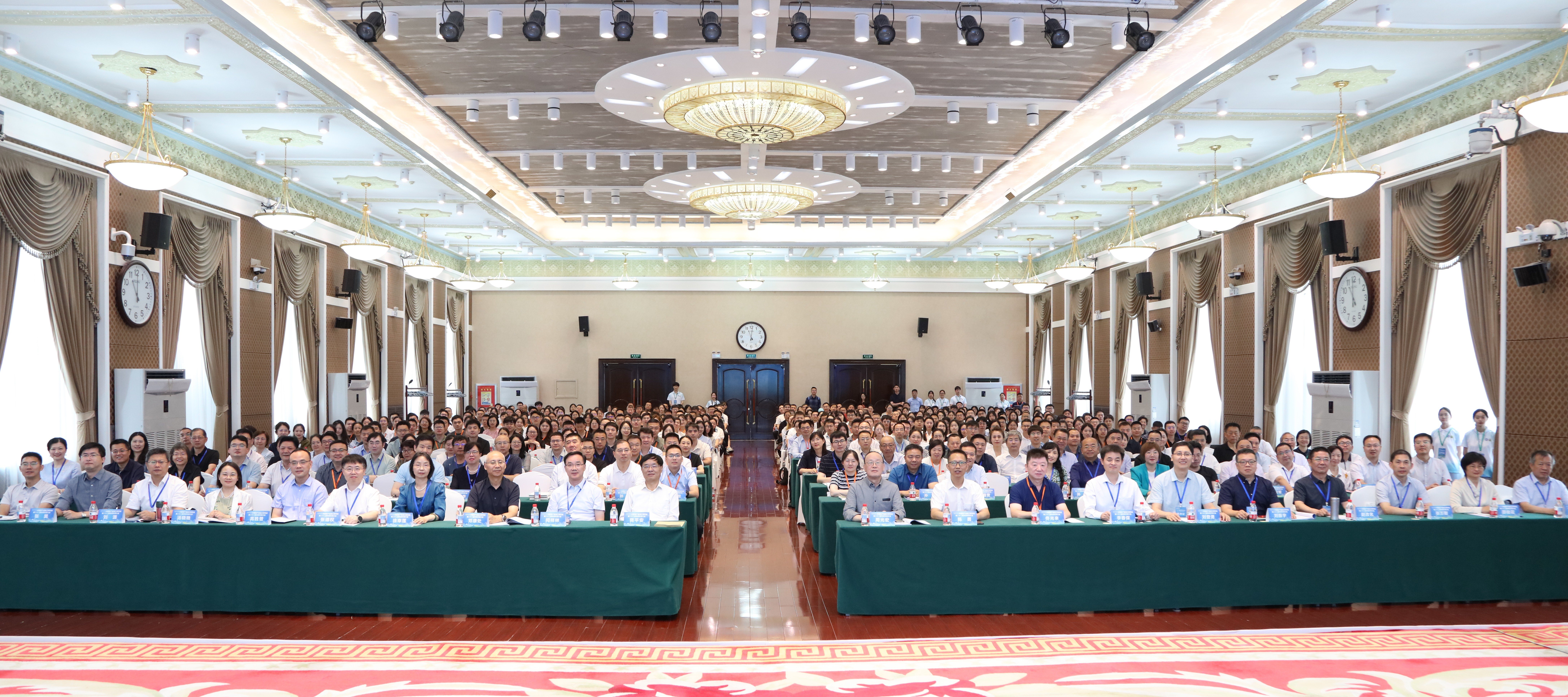 1754361312826245.jpg 主会场--裁剪--网站.JPG